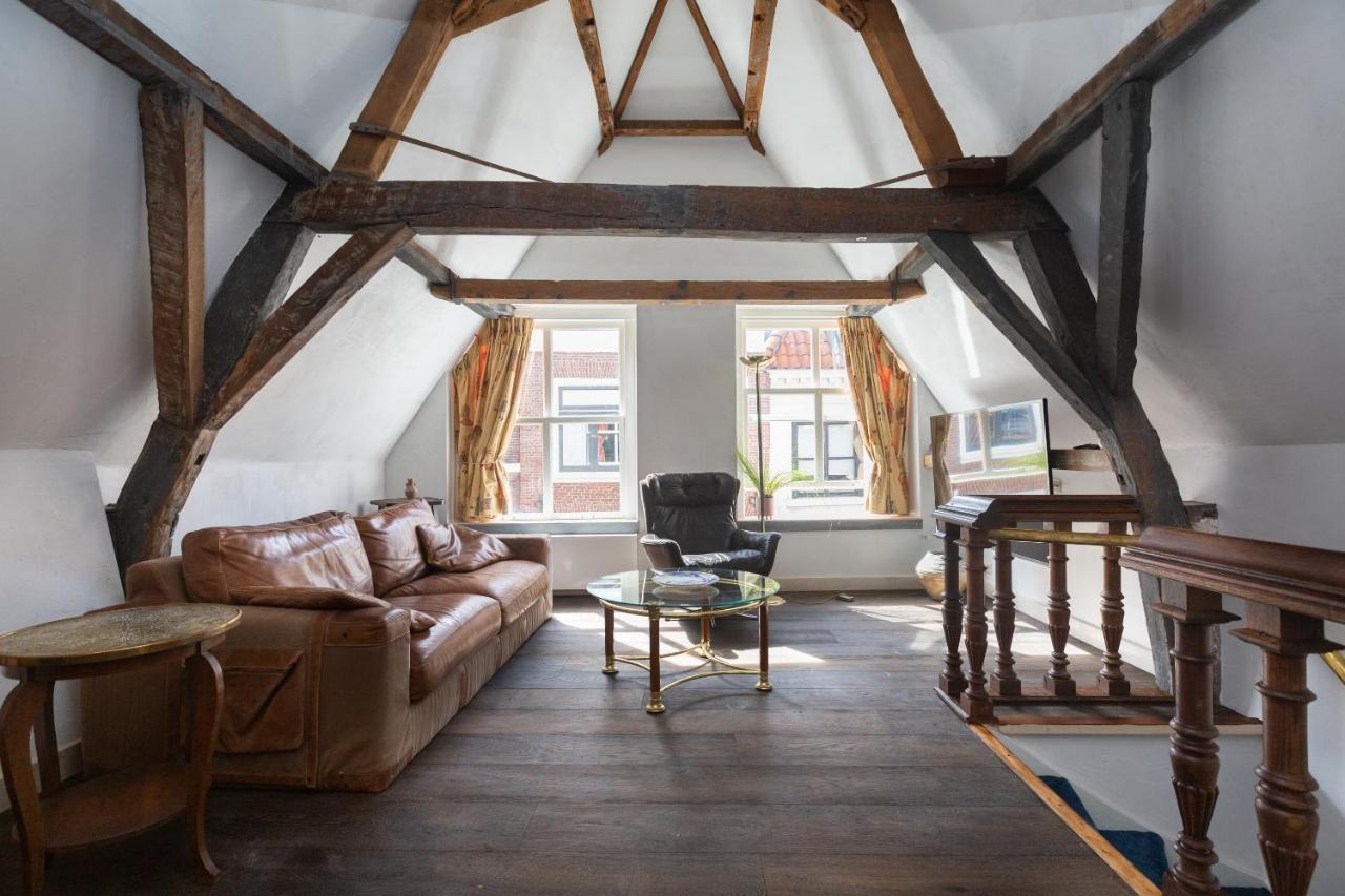 The Loft 300 - R Q C Apartment Хага Екстериор снимка