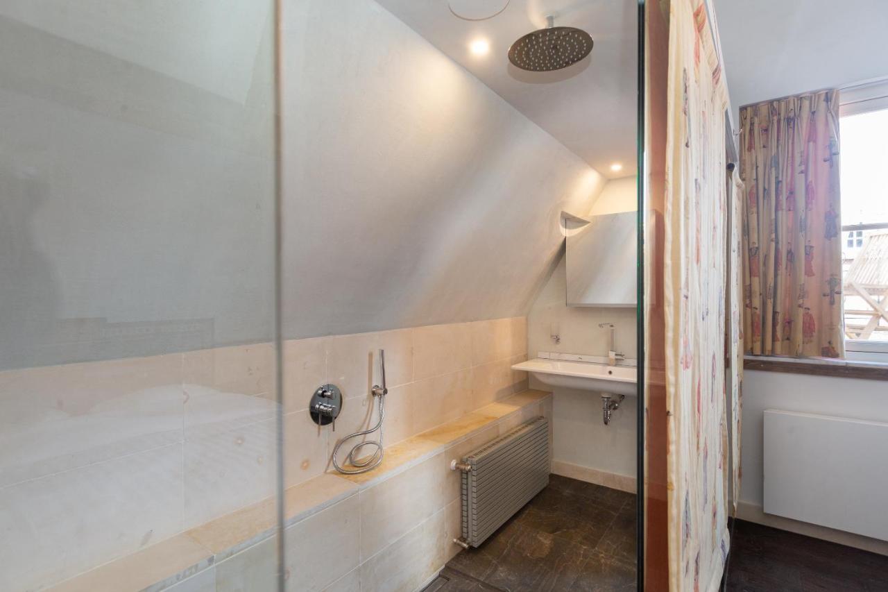 The Loft 300 - R Q C Apartment Хага Екстериор снимка