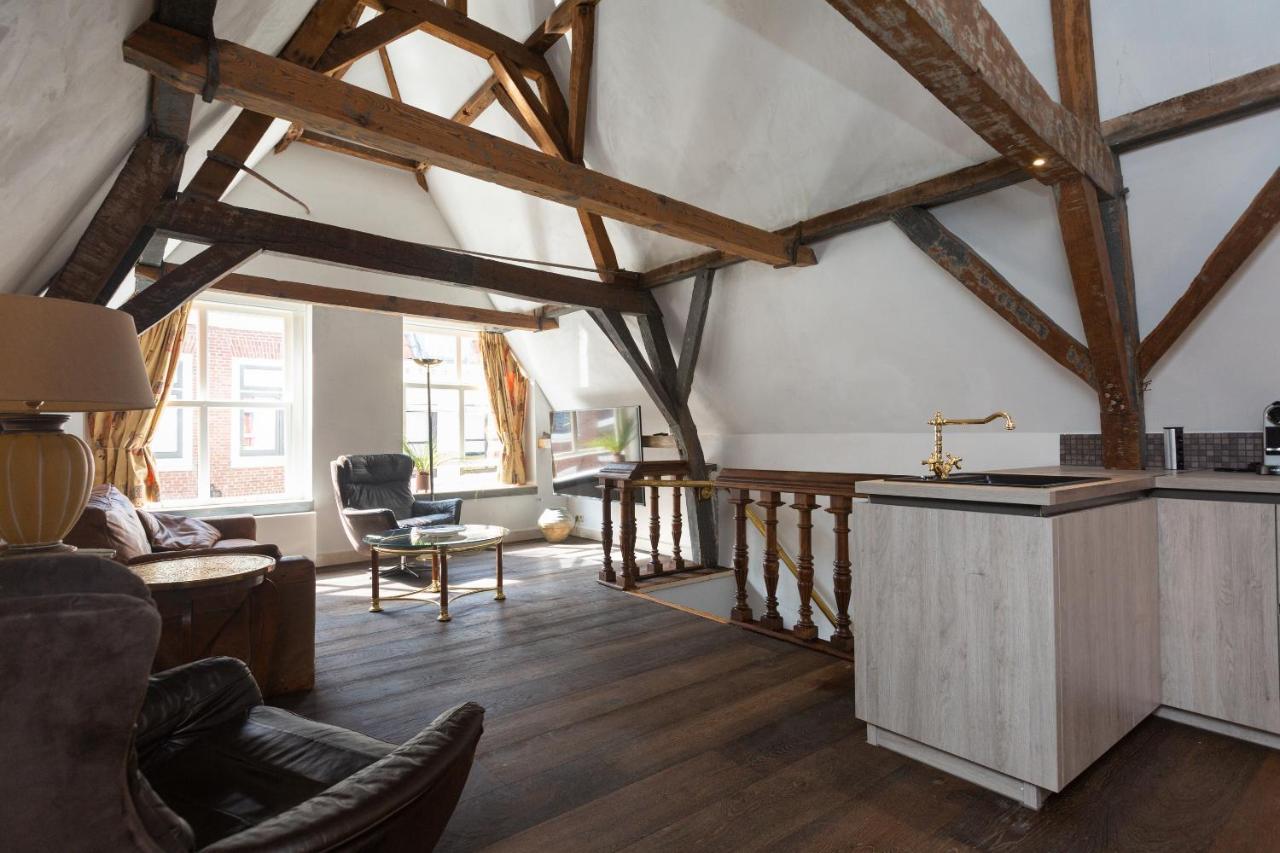 The Loft 300 - R Q C Apartment Хага Екстериор снимка