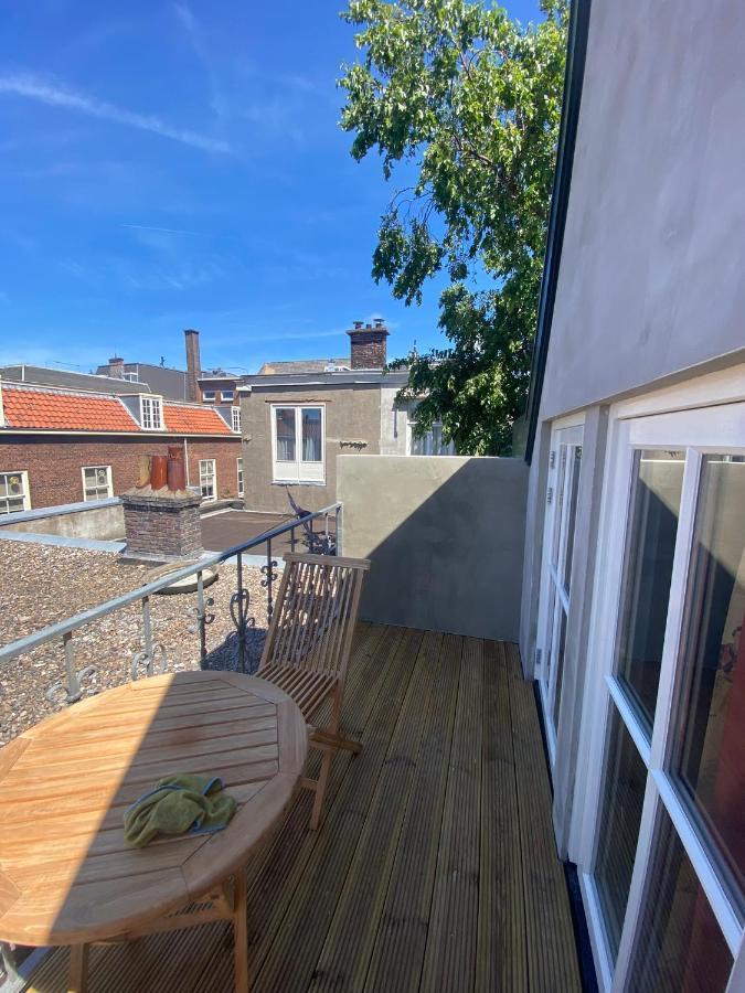 The Loft 300 - R Q C Apartment Хага Екстериор снимка